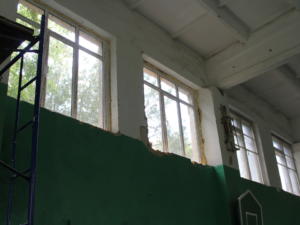В школах Красногвардейского района продолжается замена окон
