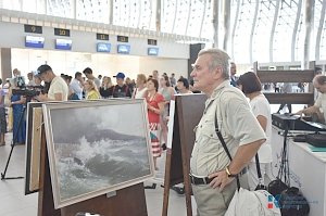 В аэропорту Симферополя открылась выставка репродукций картин художника Ивана Айвазовского