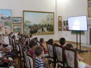 Акции ко Дню крещения Руси проводят в крымских учреждениях культуры