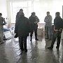 Полицейские выявили в Крыму двух нелегалов, находившихся в розыске
