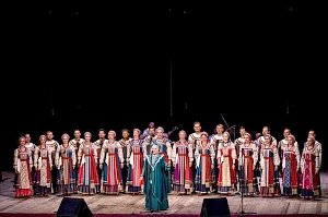 Уральский государственный академический русский народный хор выступил в столице Крыма