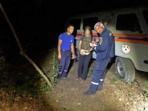 Сотрудники МЧС помогли семи туристам, заблудившимся в горно-лесной зоне