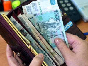 Крымским учителям на 3-4 тыс руб увеличили заработную плату