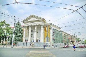 На ремонт возвращённого Минимуществу Крыма здания УПЦ в Симферополе потратят 14 млн рублей