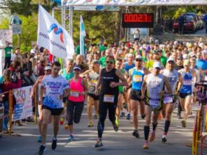 Около двух тыс. спортсменов выйдут на старт Крымского марафона в Евпатории