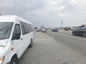 ДТП на трассе «Таврида»: столкнулись два грузовика и микроавтобус, четыре человека пострадали