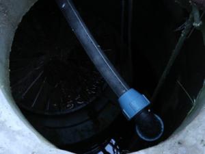 В Коктебеле вновь обнаружили нарушающие закон врезки в ливневую канализацию