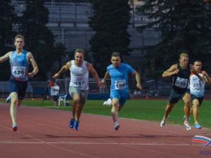 Две серебряные и одну бронзовую медали привезли крымские легкоатлеты с чемпионата в Сочи