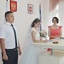 Вопреки суевериям: В пятницу 13 в Крыму зарегистрировали 120 браков