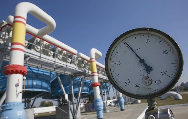 Россия начала уговаривать Украину купить газ
