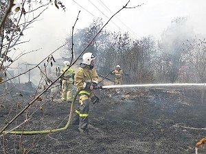 В Симферопольском районе горела пристройка к жилому дому