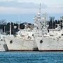 Киев не забирает свои корабли из Крыма, потому как боится признать российский статус полуострова - эксперт