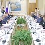 Крымские парламентарии встретились с делегацией общественных деятелей из США и стран-членов Европейского Союза