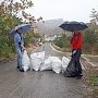 Севастопольские полицейские подключились к эко-марафону «Чистые берега Крыма»