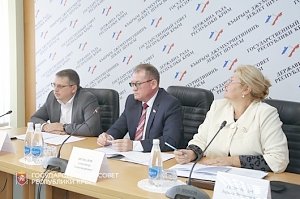Депутаты обсудили подготовку крымских образовательных учреждений к отопительному сезону