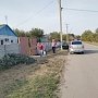 В Ленинском районе нетрезвый мужчина, не имеющий водительских прав, на своем автомобиле снес забор соседей и скрылся