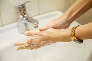 Требуется ли во многих случаях мыть руки?
