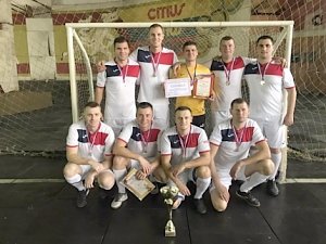 Крымские спасатели — победители в Турнире по мини-футболу