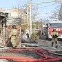 В Севастополе огнеборцы ликвидировали пожар повышенного ранга в частном секторе на Северной стороне города