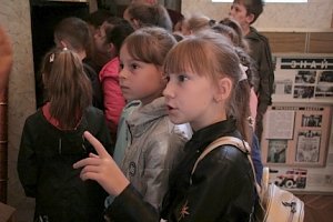 В музее Пожарной охраны Крыма состоялась выставка для школьников