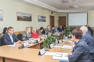 Комитет по жилищной политике и жилищно-коммунальному хозяйству обсудил проект главного финансового документа Республики Крым