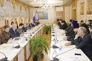 В Госсовете Крыма прошли парламентские встречи в рамках регионального этапа XXVIII Международных Рождественских образовательных чтений