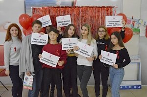 Более сотни крымских школьников и студентов стали участниками акции «Ты должен знать!»