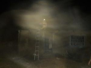 Огнеборцы оказали помощь в ликвидации пожара в многоквартирном жилом доме