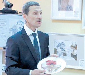 Ростовский художник подарил крымскому казначейству 30 своих работ