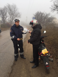 Дорожные полицейские на территории Советского района провели акцию «Шлем - всему голова»
