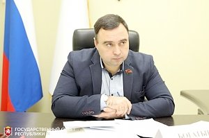 В парламенте Крыма прошёл Общероссийский день приёма граждан, приуроченный ко Дню Конституции РФ