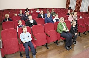 В УМВД России по г. Севастополю члены Общественного совета подвели итоги работы в 2019 году