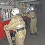 Спасатели эвакуировали людей при пожаре в поселке Приморский