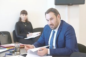 Специалисты Госкомрегистра зарегистрировали около 9 тысяч арестов на объекты недвижимости в 2019 году – Александр Спиридонов