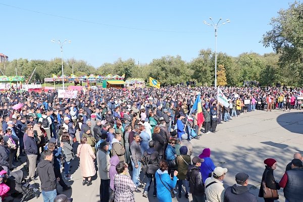 «Мы несколько месяцев будем голодать». Пенсионеров в Калмыкии оштрафовали за акцию протеста