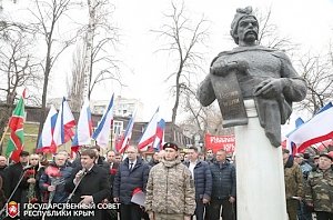 Первый вице-спикер Ефим Фикс принял участие в торжествах по случаю 366-й годовщины Переяславской рады