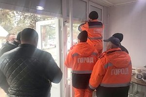 В Симферополе демонтируют 36 незаконно установленных НТО