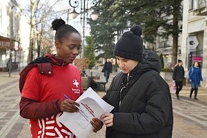 В Симферополе прошла акция «Онкопатруль»