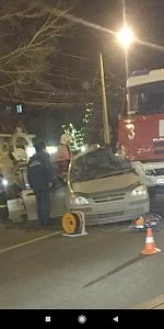 В Симферополе пожарная машина протаранила легковушку — погиб человек