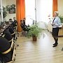 В Севастополе сотрудники Информационного центра УМВД предоставили госуслуги сотне кадет Нахимовского военно-морского училища