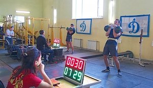 В Севастополе прошёл турнир на первенство УМВД по гиревому спорту