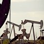 Россия и Саудовская Аравия договорились о сокращении добычи нефти. В Кремле отказались признавать свои ошибки