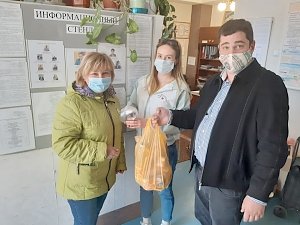 Ялтинские волонтёры оказали помощь почти 1000 жителей города