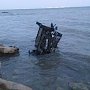 В Керчи автомобиль рухнул с 25-метрового обрыва в море