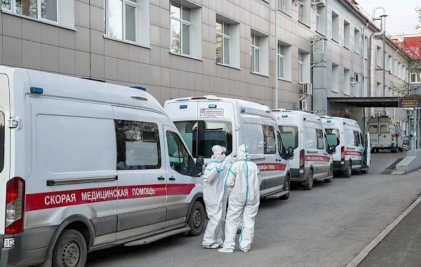 За сутки в России выявили почти 8 тысяч инфицированных коронавирусом