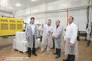 Владимир Константинов посетил крупнейшее предприятие по производству питьевой бутилированной воды северного Крыма