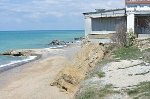 На каких пляжах Крыма возможны обвалы и оползни, — список