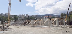 В Ялте продолжается реконструкция стадиона «Авангард»
