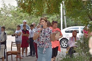 В с. Медведевка Джанкойского района установили детскую игровую площадку