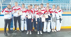 Тринадцать медалей привезли крымские спортсмены из Сочи, где завершились чемпионат и первенство ЮФО по тхэквондо ITF